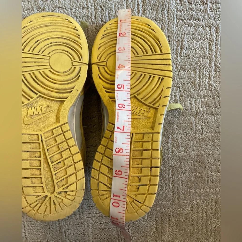 👟 ✨ Nike Dunk Low “Citron Pulse” Women’s – Size 8 (Style Code: DD1503-002) - Picture 8 of 9